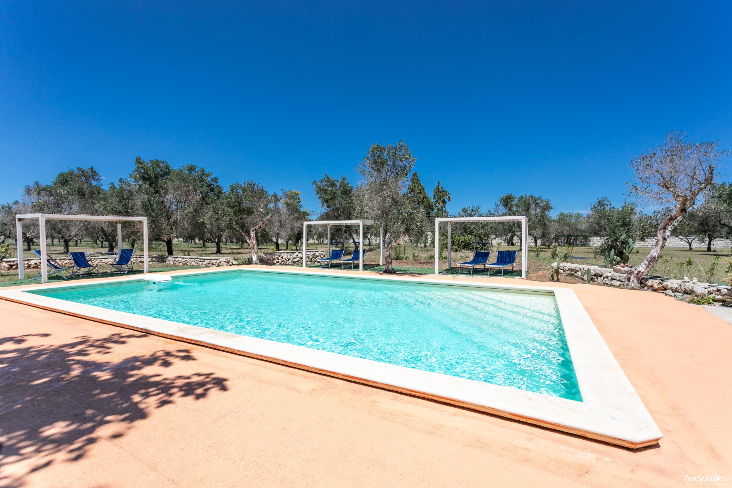 Villa a San Donato di Lecce - Masseria con piscina 3 camere e 3 bagni m313