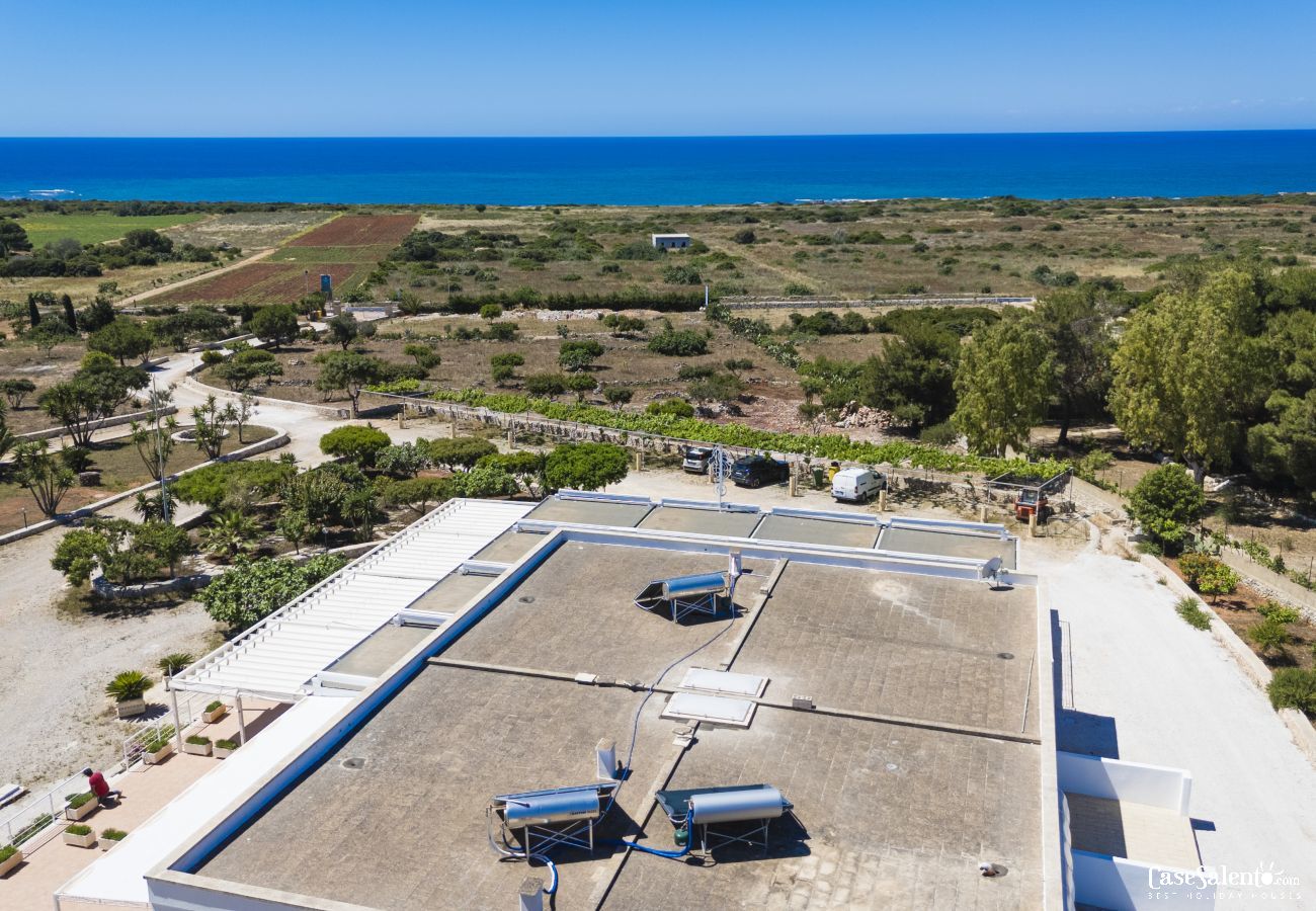 Appartamento a Lido Marini - Casa piscina spiaggia vista mare clima WiFi m621