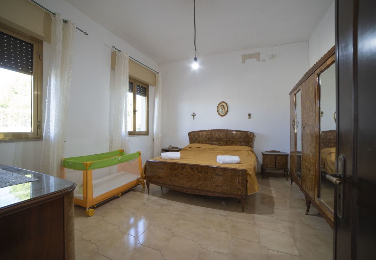 Villa in Lecce - Strandhaus mit Außenbereich 2 Badezimmer v701