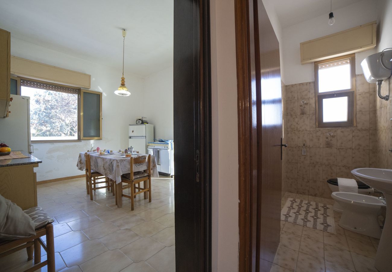 Villa in Lecce - Strandhaus mit Außenbereich 2 Badezimmer v701