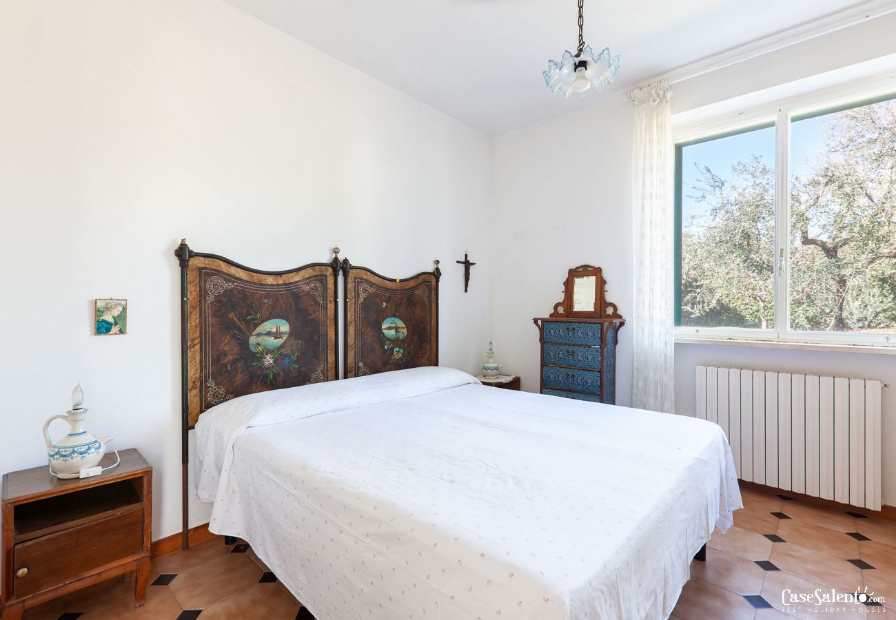 Villa in Torre San Giovanni - Villa mit Meerblick, Pool, 8 Schlafzimmer m450