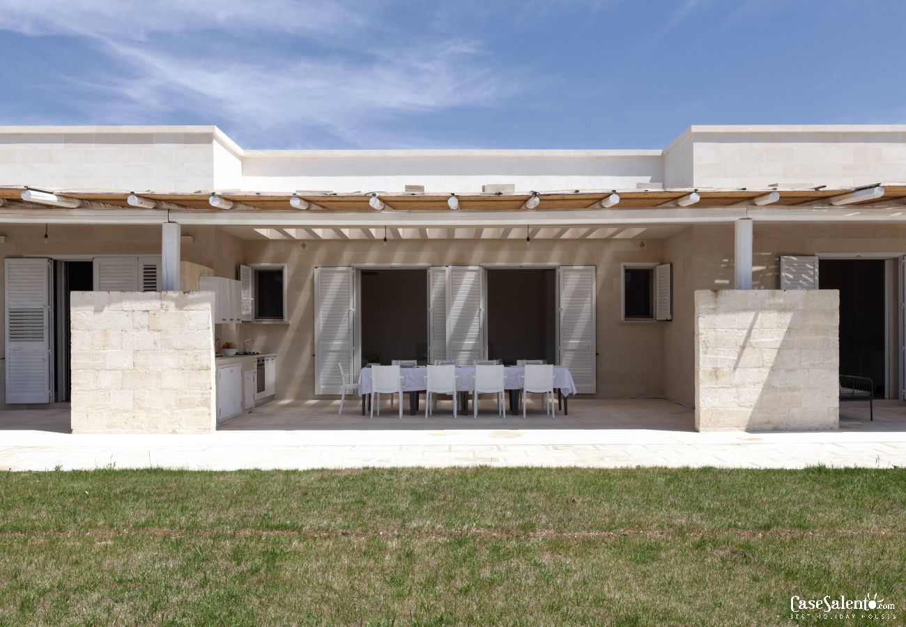 Villa in Otranto - Villa mit Pool in Strandnähe, 5 Schlafzimmer, 5 Badezimmer, m391