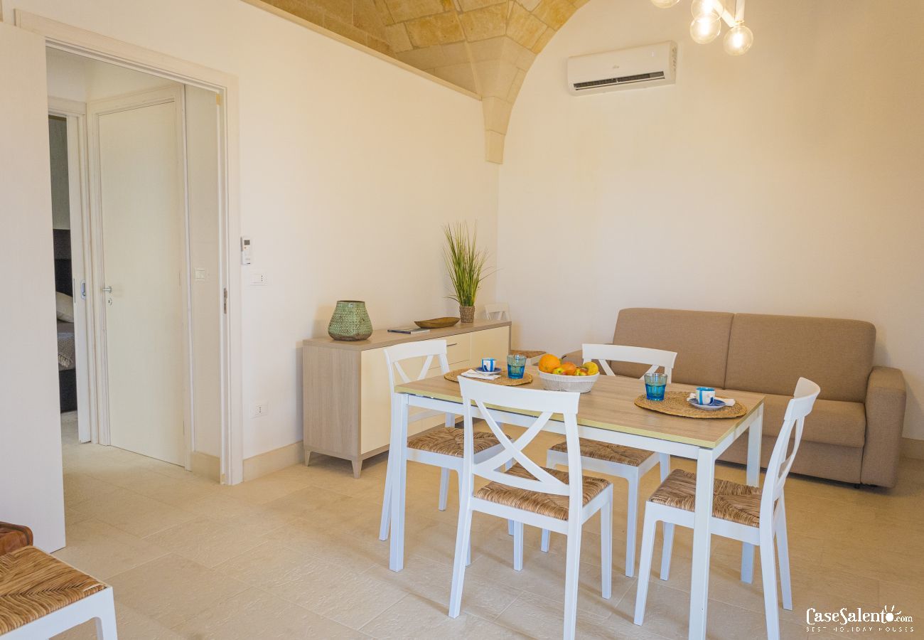 Villa in Otranto - 4-seater villa with swimming pool and near the beach m392