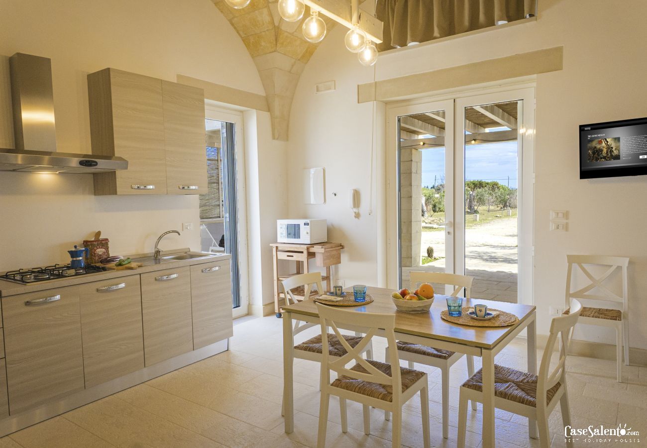 Villa in Otranto - 4-seater villa with swimming pool and near the beach m392