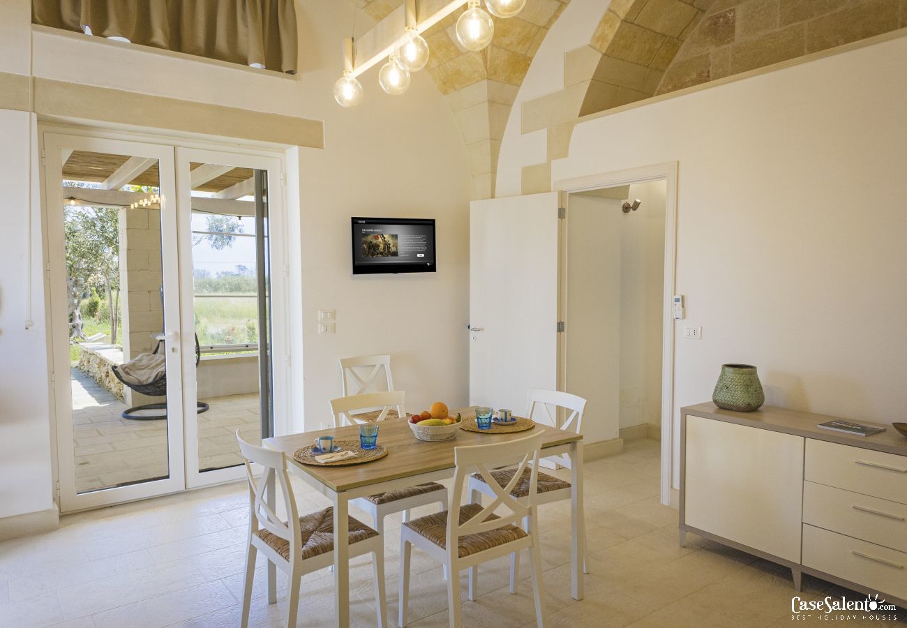 Villa in Otranto - 4-seater villa with swimming pool and near the beach m392