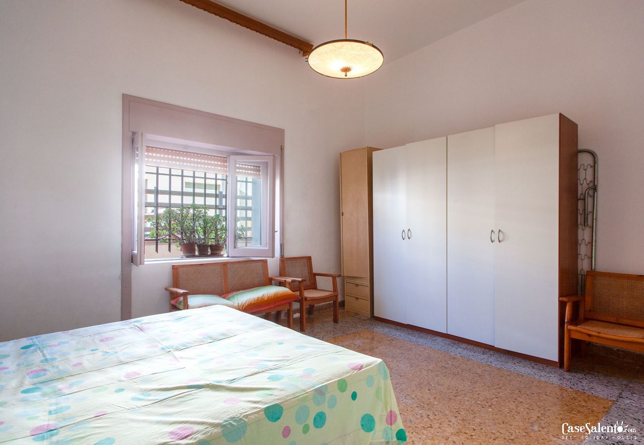 Maison à San Foca - Grande maison de vacances 5 chambres, 2 salles de bains, près de la plage à San Foca m130